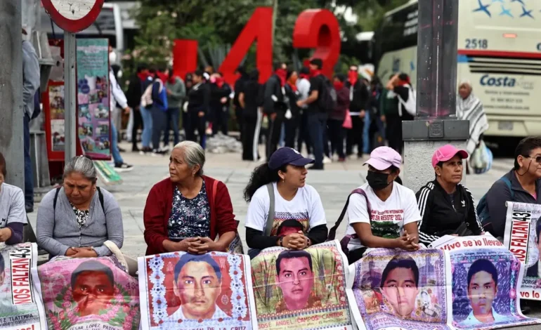  Exigen transparencia: Ejército obligado a revelar archivos secretos sobre el caso Ayotzinapa